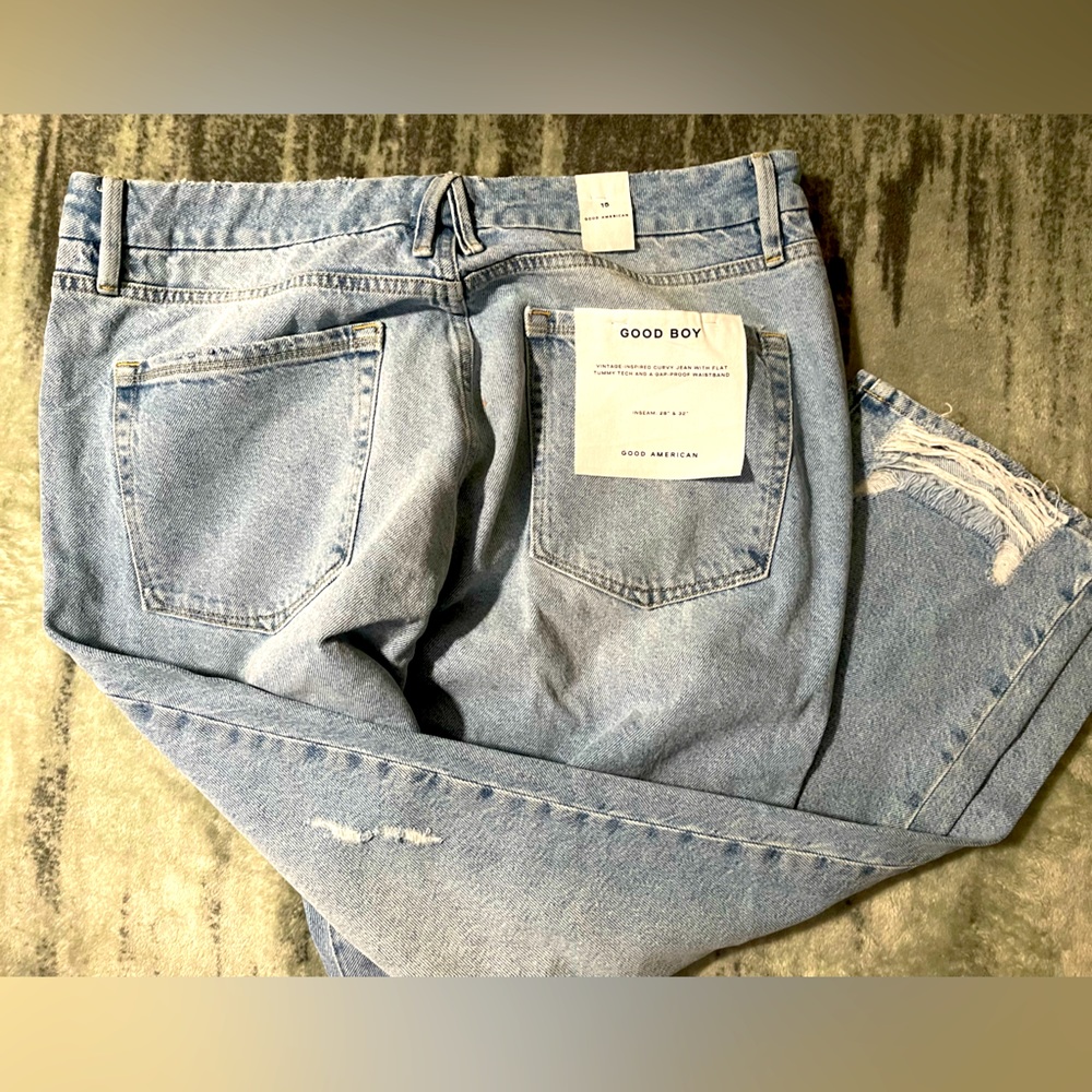 NWT GOOD AMERICAN JEANS